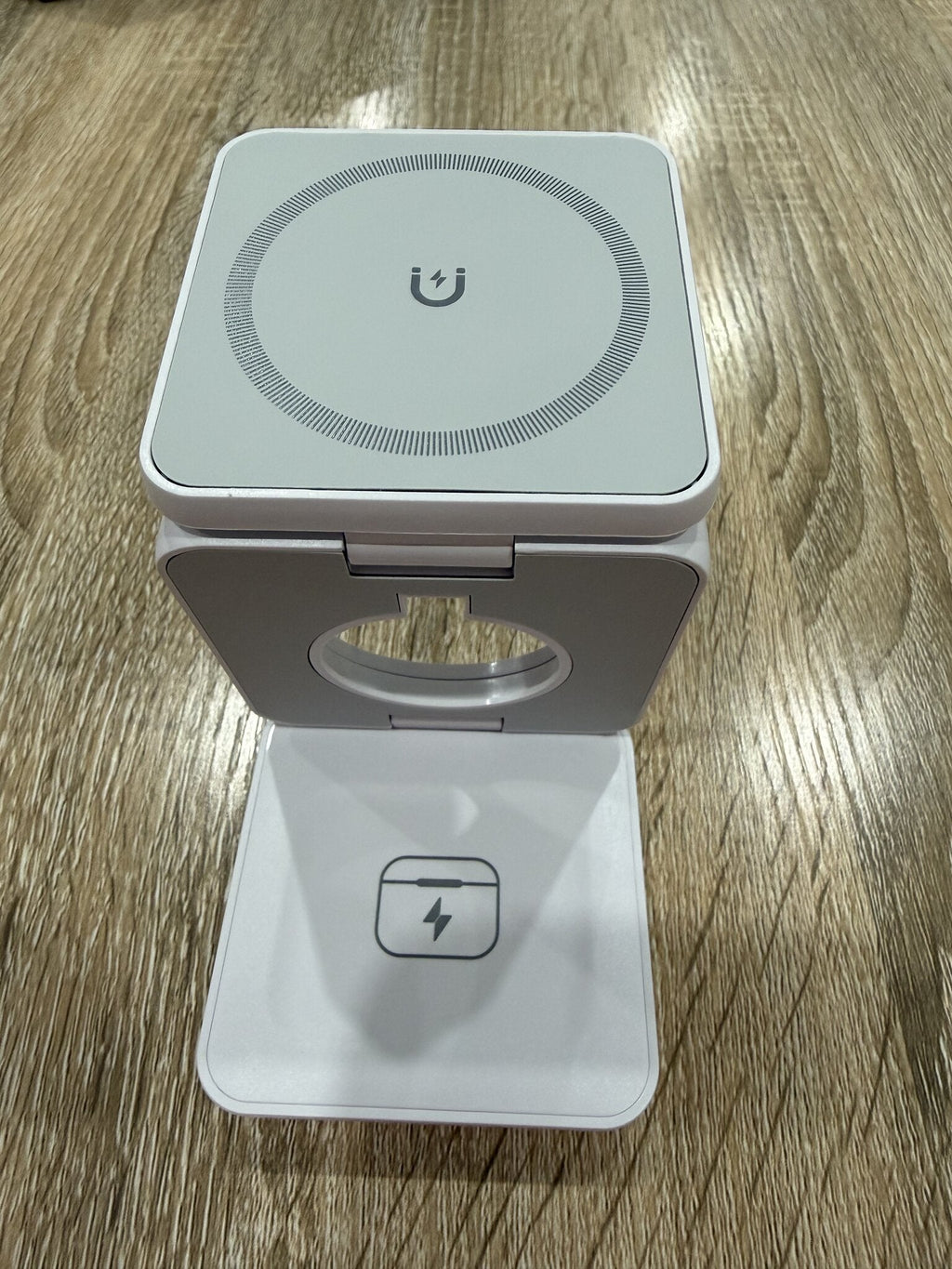3-in-1 Magnetic Wireless Charger