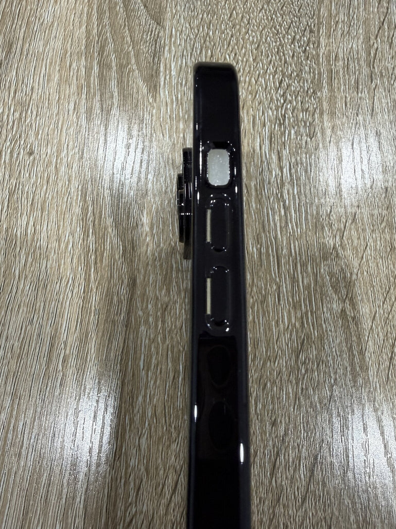 Crystal Magnetic Case - iPhone 15 (Black)