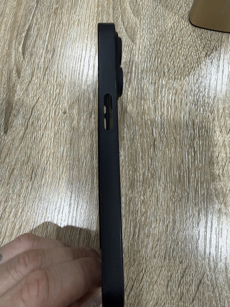 Carbon Fiber Armor Case - iPhone 15 Pro