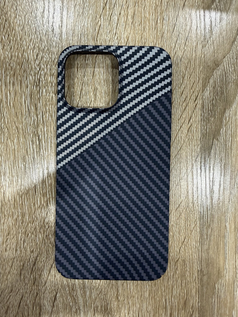 Carbon Fiber MagSafe Case - iPhone 15 Pro Max