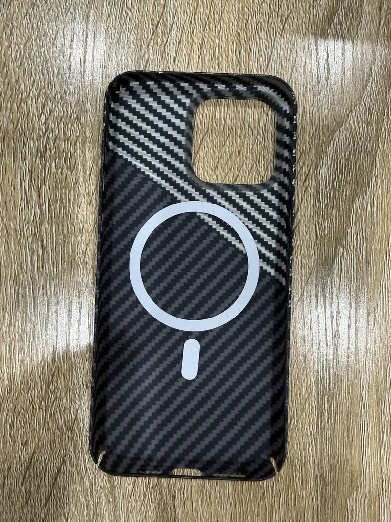 Carbon Fiber MagSafe Case - iPhone 15 Pro Max