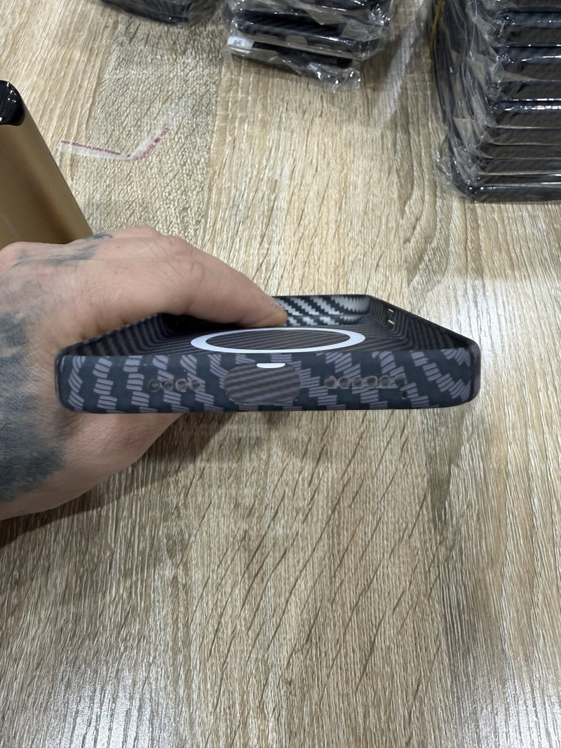 Carbon Fiber MagSafe Case - iPhone 15 Pro Max