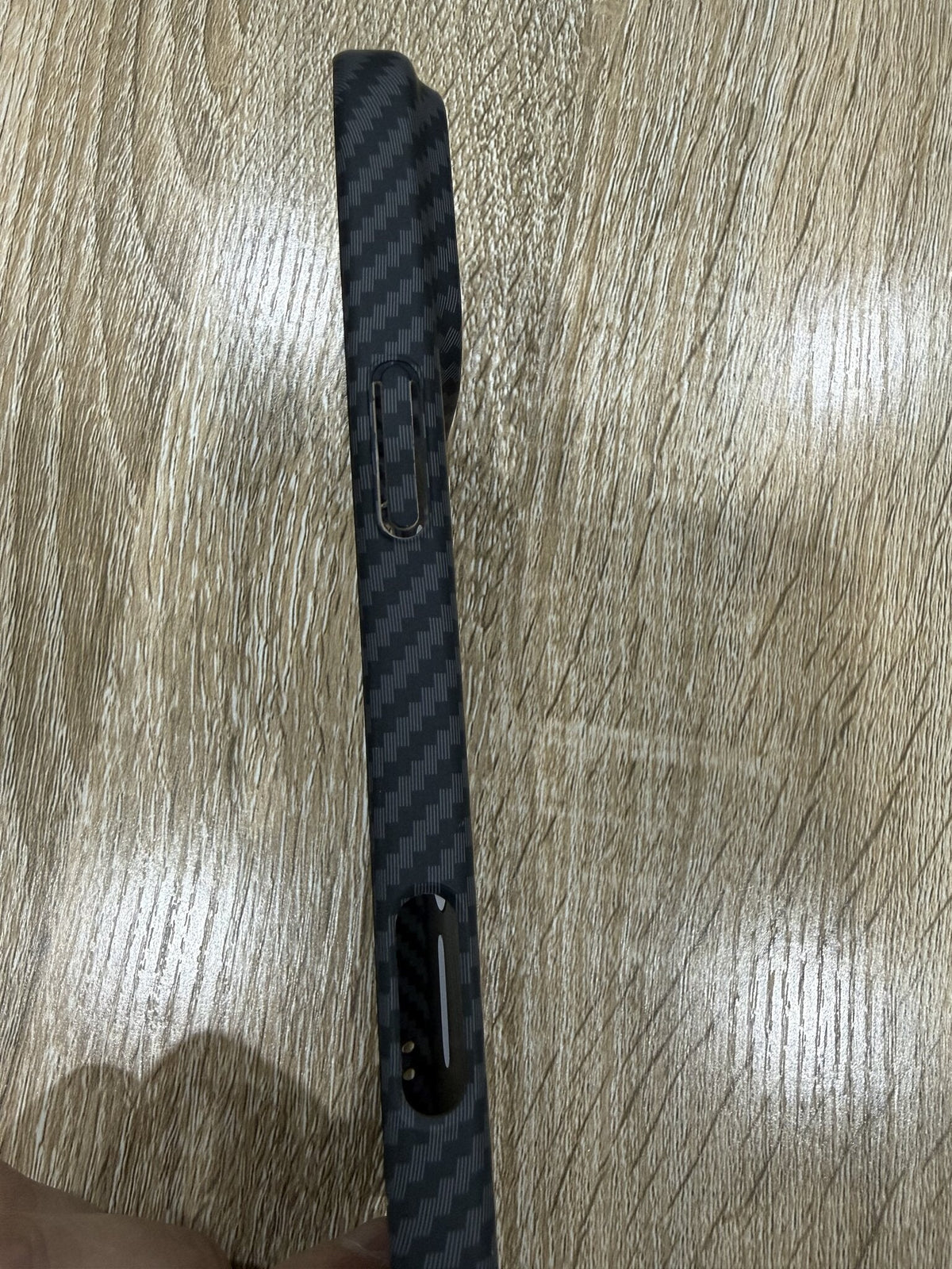 Carbon Fiber Magnetic Case - iPhone 16 Pro Max Black Carbon