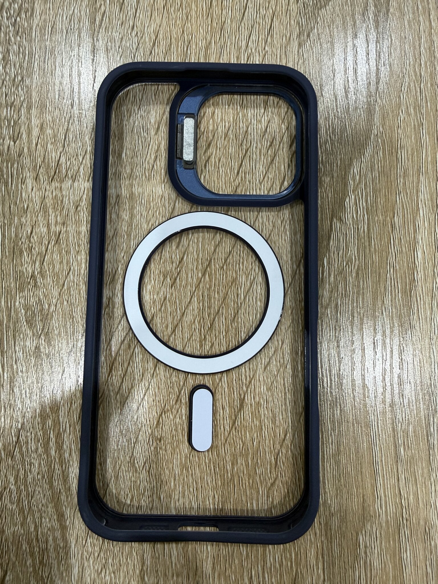 Crystal Armor Stand MagSafe Case - iPhone 17