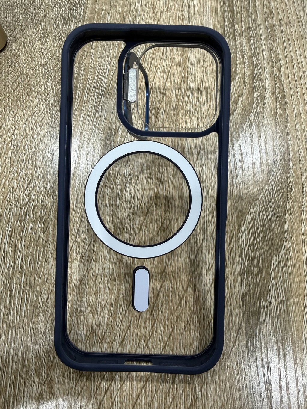 Crystal Armor Stand MagSafe Case - iPhone 17