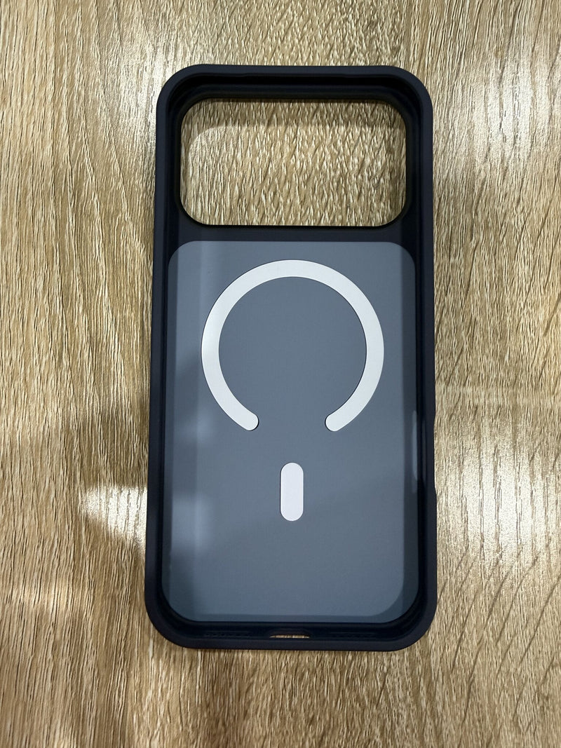 Frosted Clear MagSafe Case - iPhone 17 Pro Max